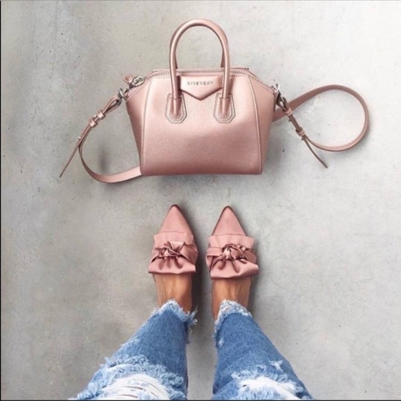 Shoes - Mauve pointy toe satin mules
